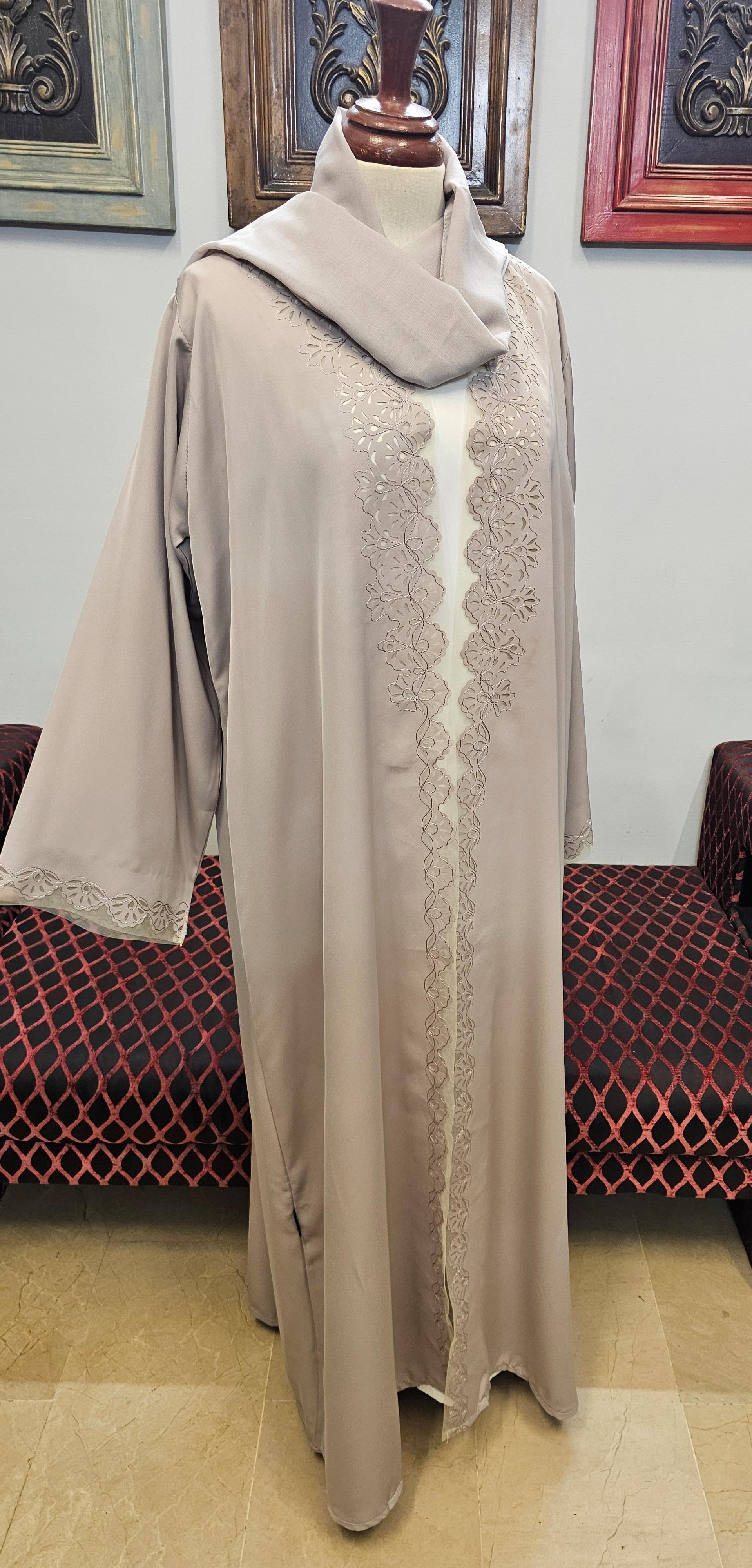 A1682 Nada Abaya