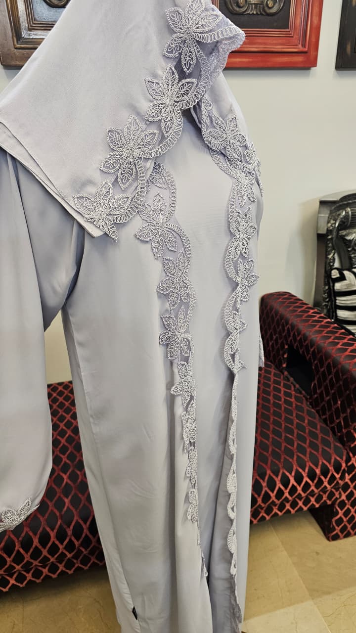A1684 Nada Abaya