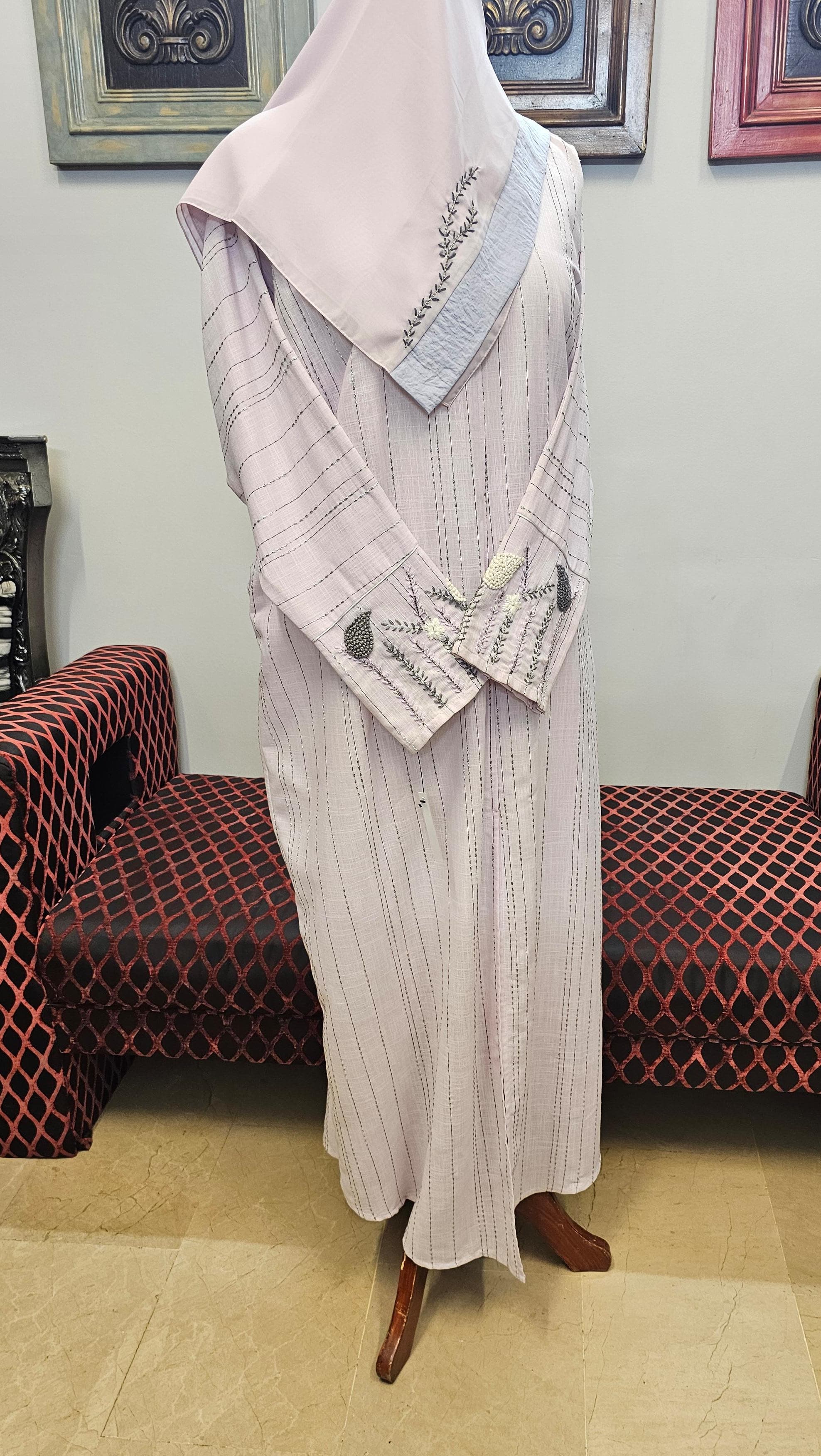 A1195 Striped Crepe Abaya