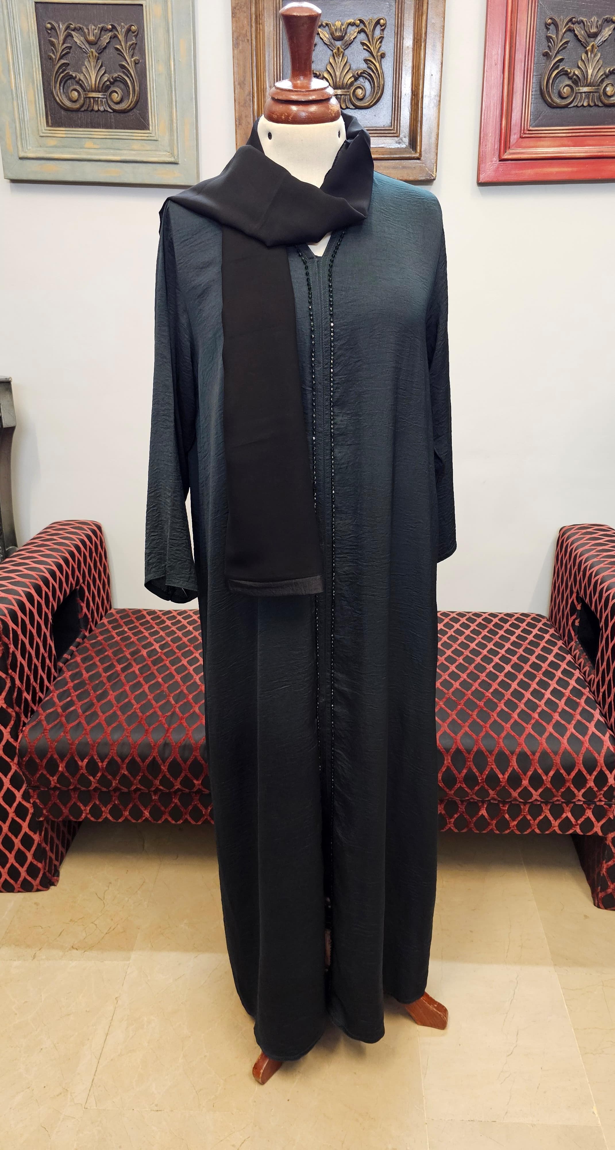 A1518 Hareer Maksoor Abaya