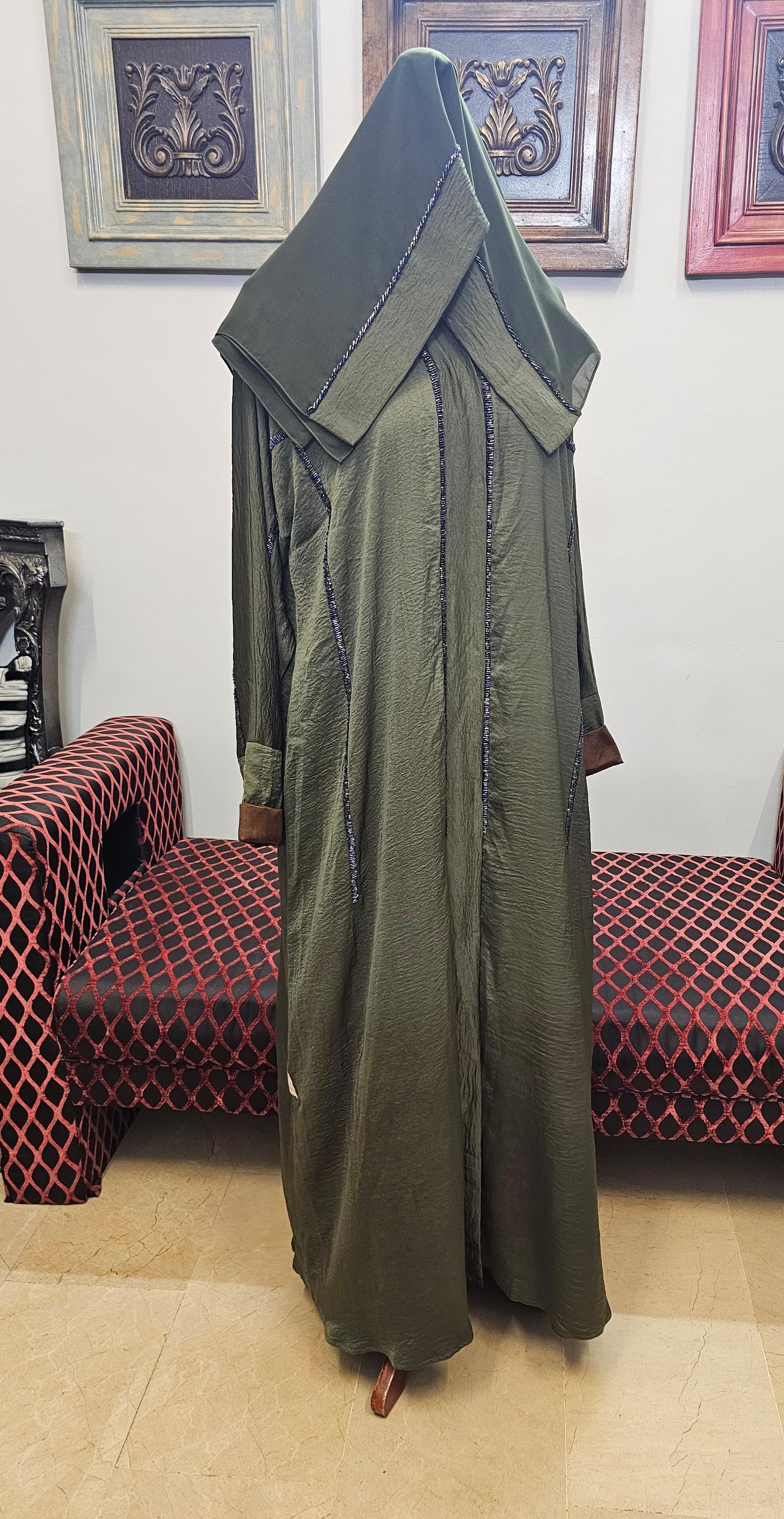 A1474 Hareer Maksoor Abaya