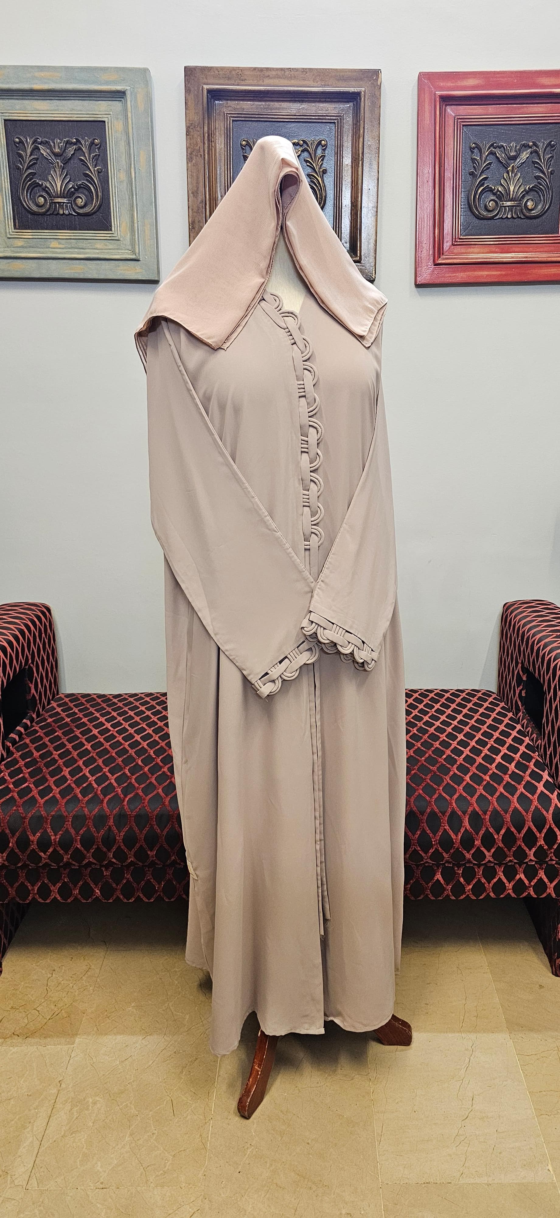 A1386 Nada Abaya