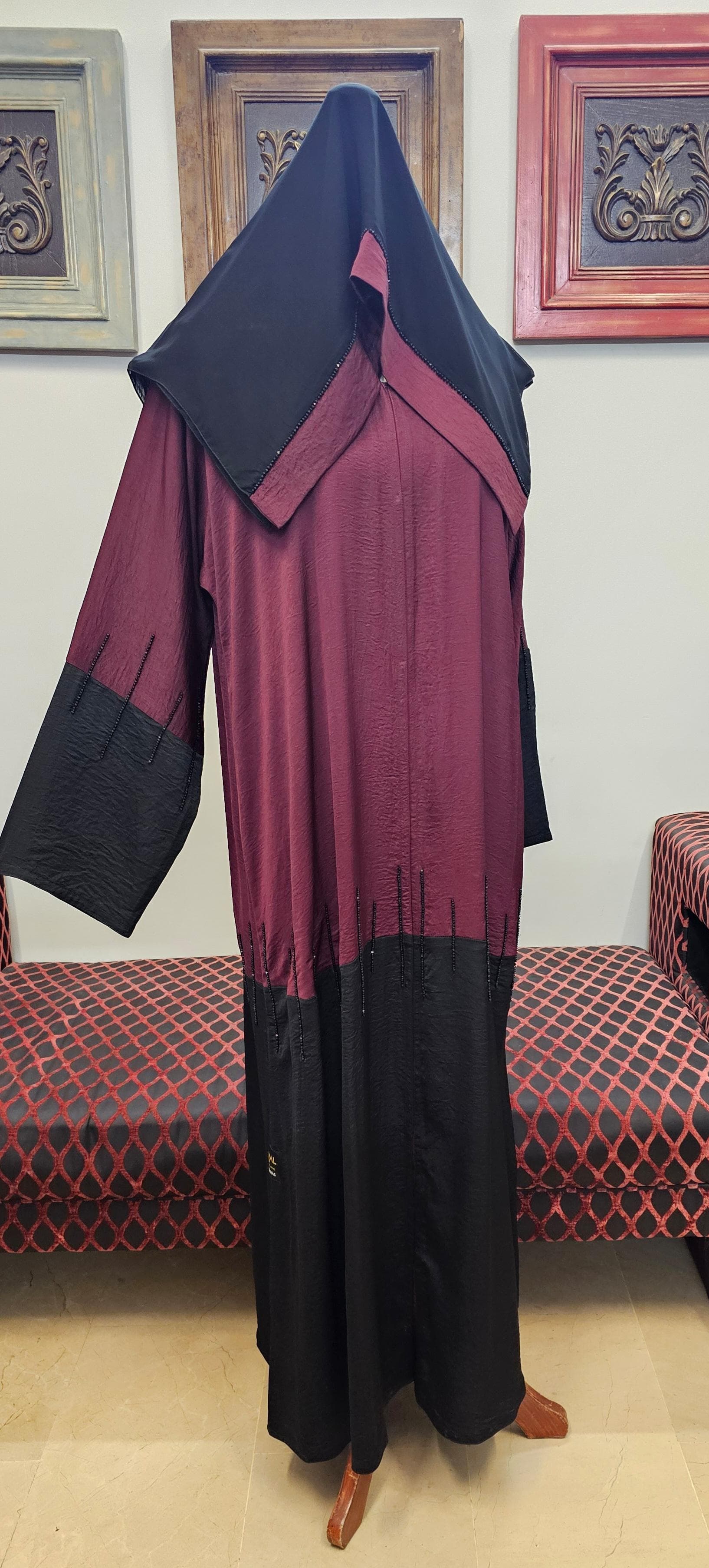 A1632 Hareer Maksoor Abaya