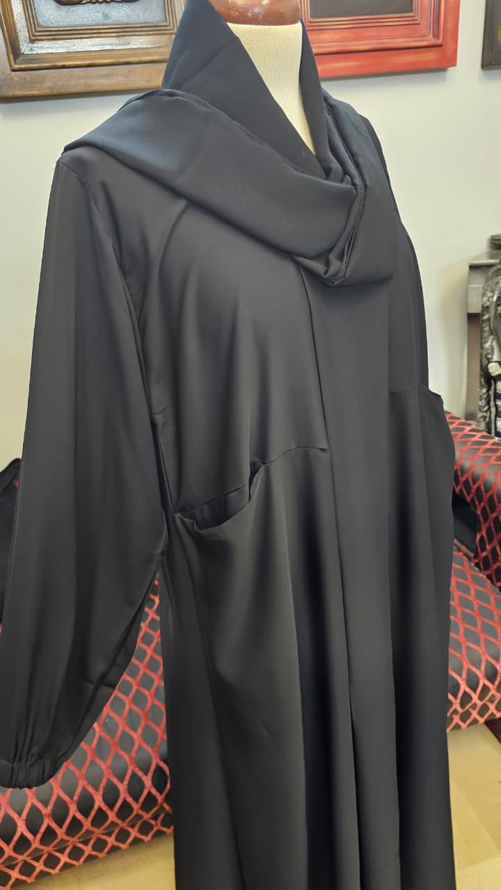 A1672 Nada Abaya