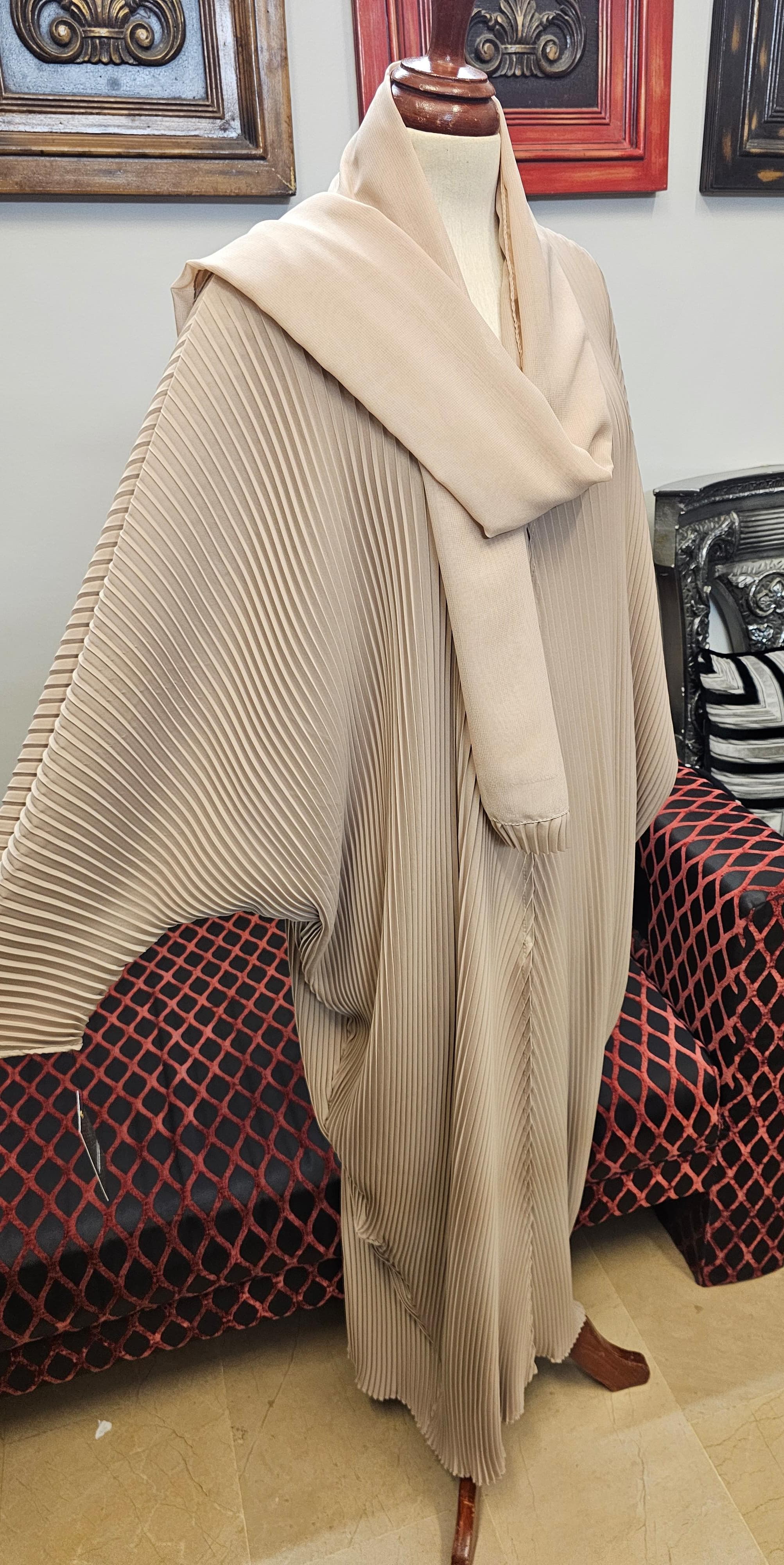 A1003 Pleated Farasha Abaya