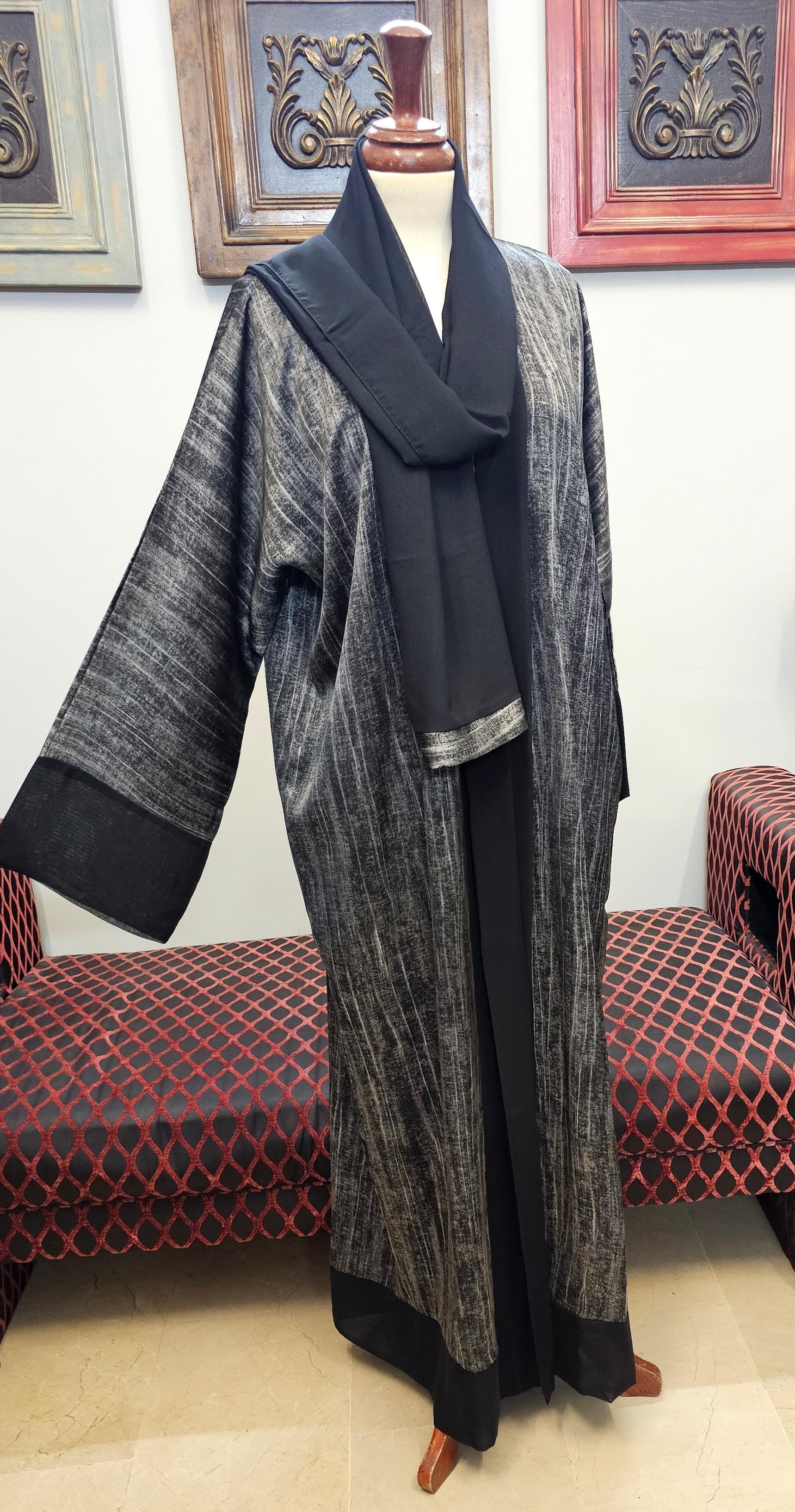 A1607A Printed Satin Abaya