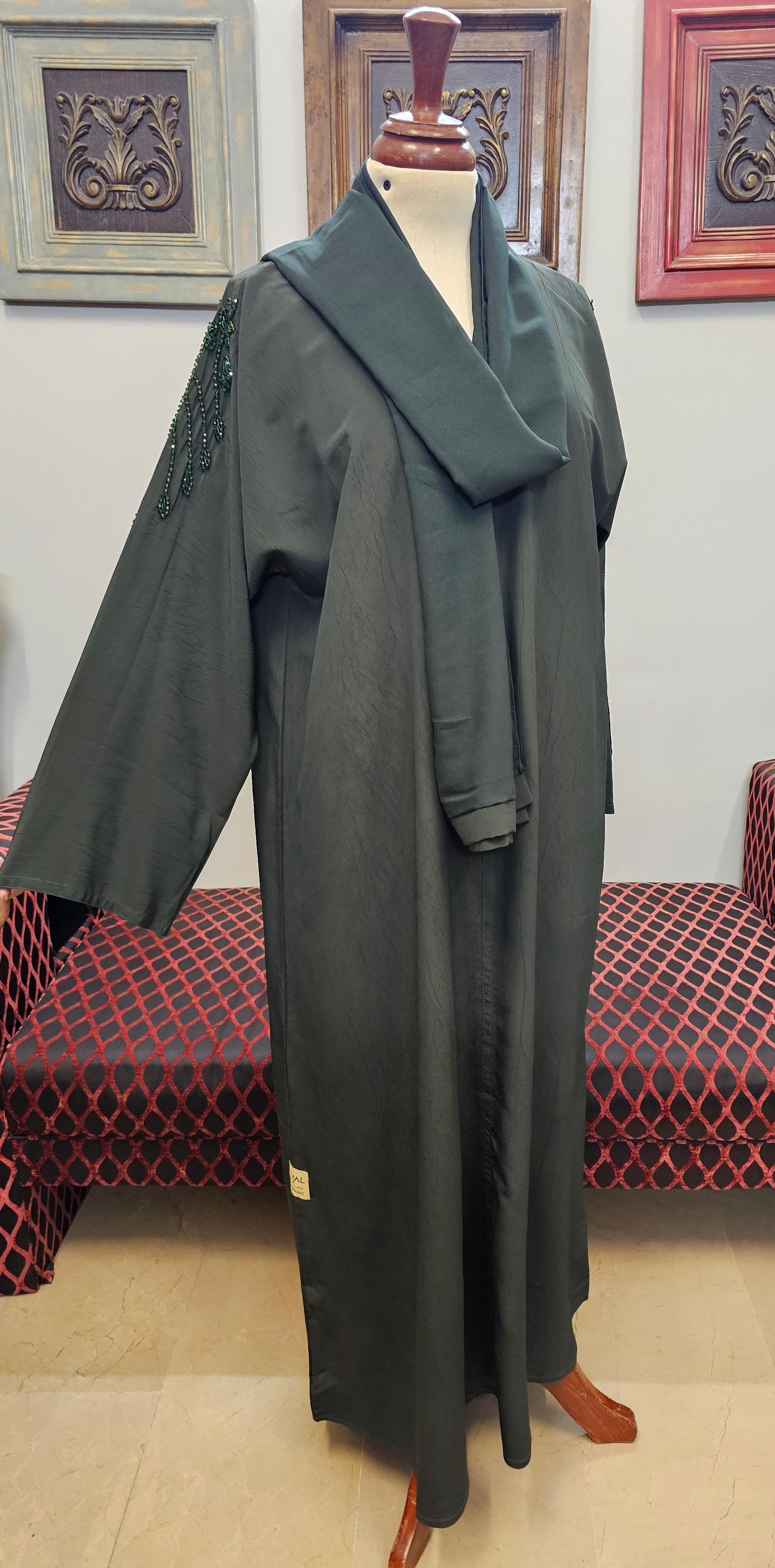 A1600 Izaye Abaya