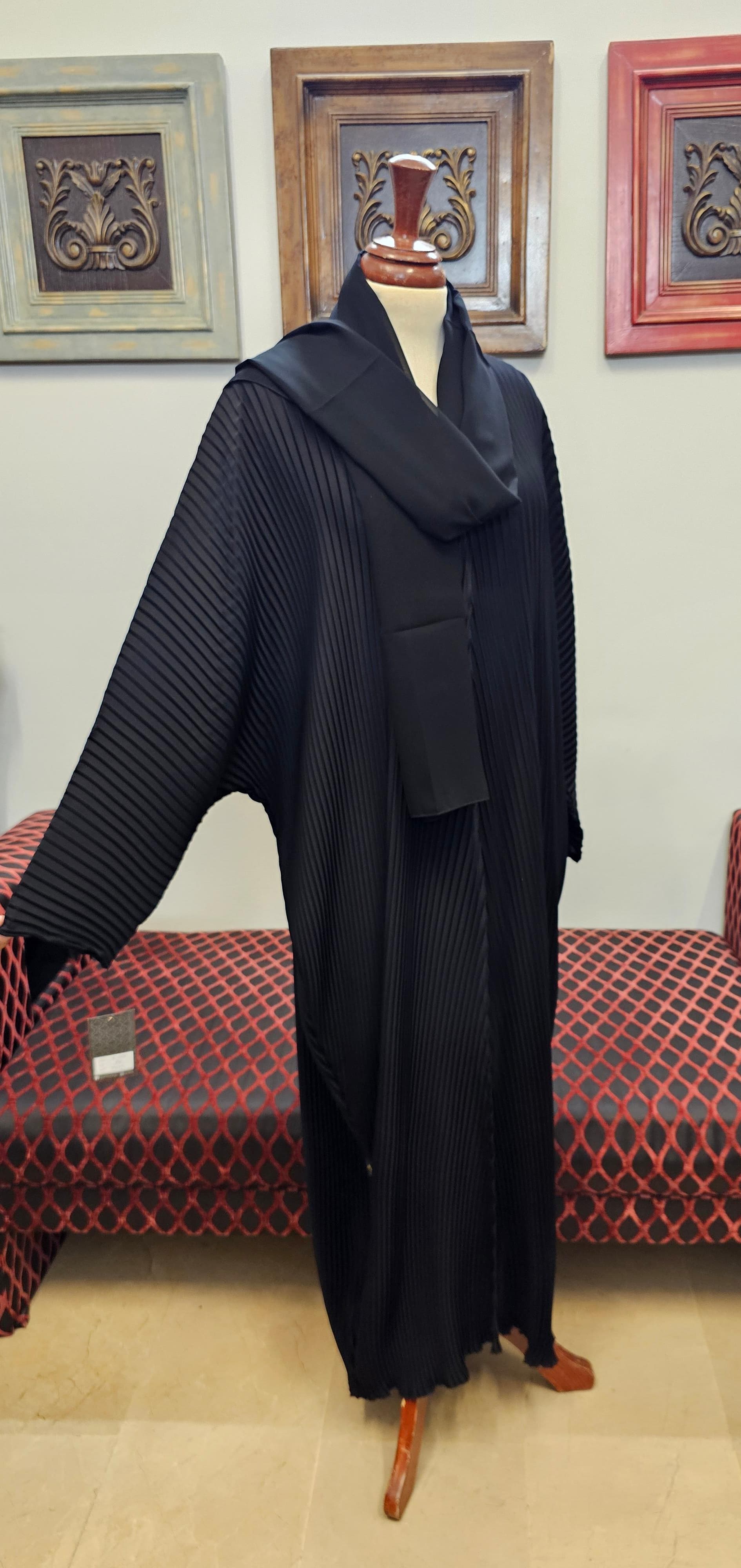 A1003 Pleated Farasha Abaya