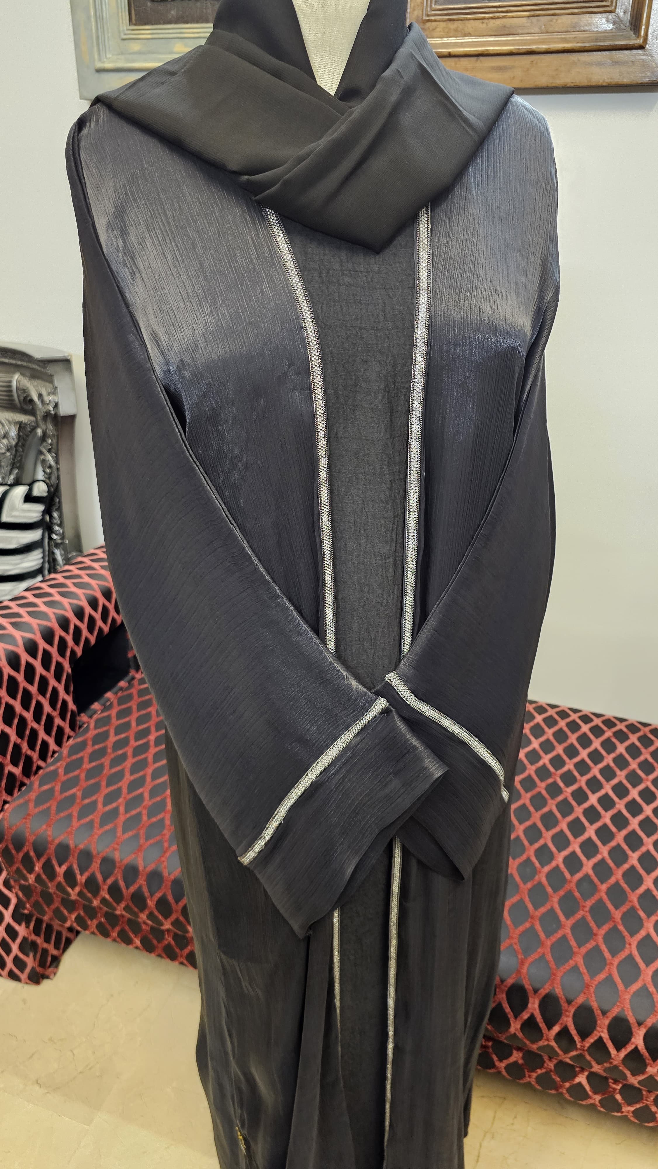 A1602 Rose Organz Abaya